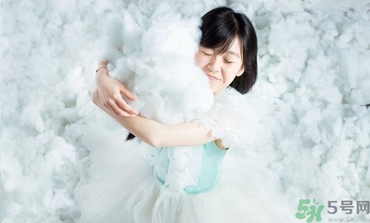11歲女孩胸部發育正常嗎？11歲女生的標準胸圍是多少？