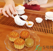 吃月餅會(huì)便秘嗎？吃月餅便秘怎么辦？