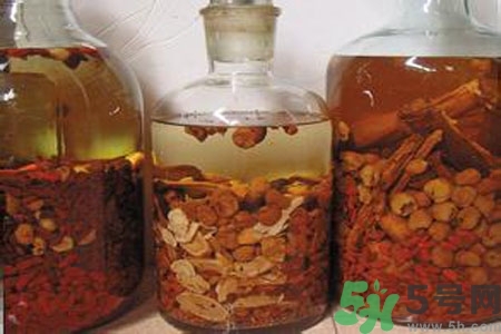 藥酒的好處有哪些？長(zhǎng)期喝藥酒的好處有什么？