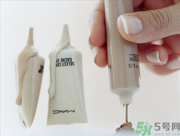 bb霜過期了還能用嗎？bb霜的保質期一般是多久？