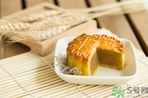 月餅吃多了會(huì)怎么樣？月餅好消化嗎？