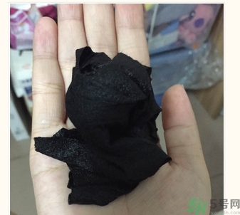 膜法世家黑面膜怎么樣？膜法世家水光黑面膜好用嗎？