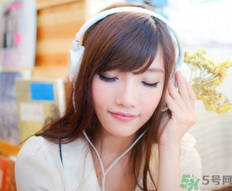 14歲女孩可以發生性關系嗎？14歲女孩發育成熟了嗎？