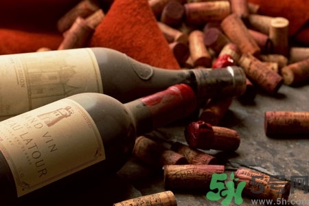 紅酒開瓶器怎么用？沒有開瓶器怎么開紅酒？