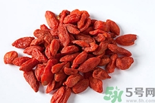 枸杞子泡酒可以壯陽嗎？枸杞子泡酒有副作用嗎？