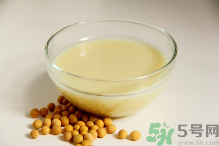 豆?jié){是堿性還是酸性？豆?jié){是涼性還是熱性？