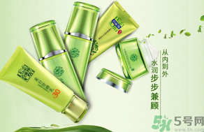 相宜本草和百雀羚哪個好用？百雀羚和相宜本草哪個更好一點？