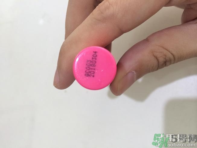 夢妝唇膏筆怎么用?夢妝唇膏筆使用方法。