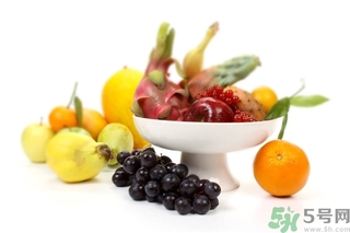 蘋(píng)果和火龍果哪個(gè)減肥？蘋(píng)果和火龍果可以一起榨汁嗎？