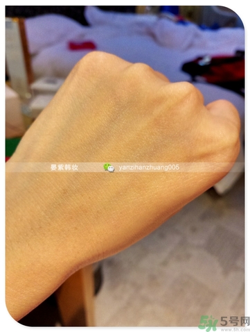 ahc玻尿酸噴霧怎么用？ahc b5玻尿酸噴霧使用方法