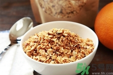 吃燕麥片有什么好處？燕麥片吃了對(duì)人的好處有哪些？