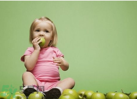 積食發燒可以喝牛奶嗎？積食發燒可以喝酸奶嗎？