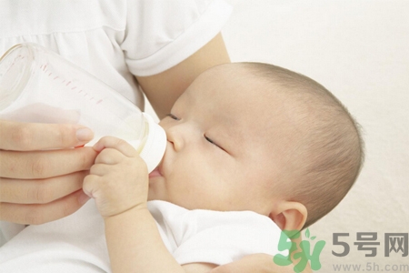 嬰兒什么時候吃魚肝油最好？嬰兒如何補(bǔ)魚肝油？