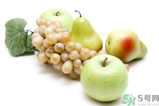 葡萄和蘋果可以一起吃嗎？葡萄和蘋果可以一起榨汁嗎？