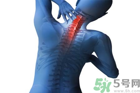 右側(cè)脖子疼是怎么回事？脖子疼怎么緩解？