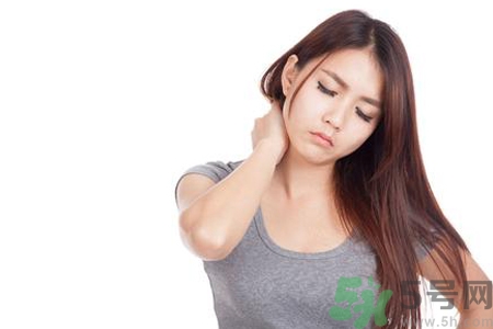 脖子疼可以刮痧嗎？脖子疼刮痧有用嗎？