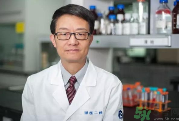 蘇打水可以喝嗎？小蘇打能吃嗎？