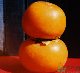 女人吃柿子有什么好處？女人吃柿子好嗎？