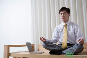 膝關節疼痛是怎么回事該怎么辦？膝關節疼痛如何治療？