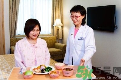 產(chǎn)后如何恢復(fù)身材？產(chǎn)后如何坐月子？