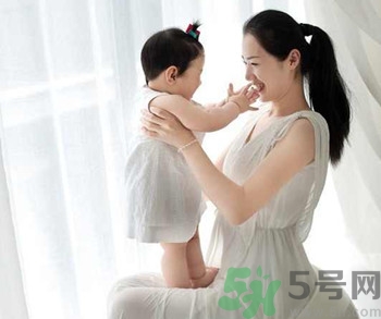 吸乳器怎么用？吸乳器手動好還是電動好？