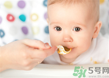 怎么判斷寶寶積食？寶寶積食吃什么食物好？
