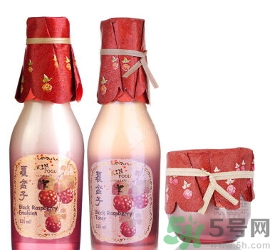 思親膚適合什么膚質(zhì)？skin food思親膚適合油性皮膚嗎？
