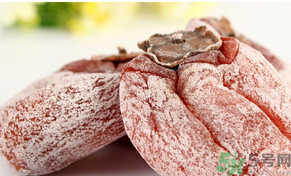 柿餅上的白霜是果肉里折出的什么糖？柿餅上的白霜是什么糖？