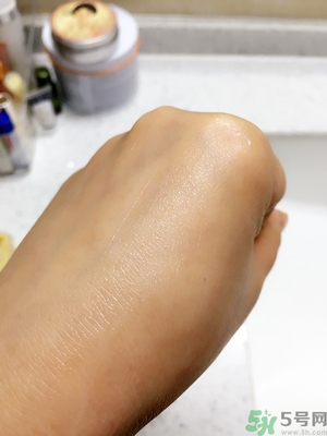 思親膚和自然樂園哪個(gè)好？skin food和自然樂園哪個(gè)好用？
