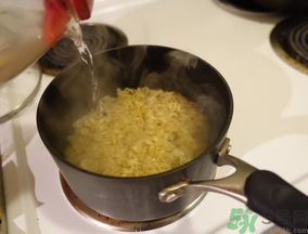 辛拉面是哪個(gè)國家的？辛拉面怎么煮好吃？
