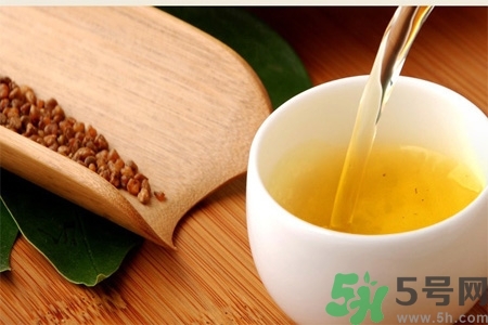 茶垢對(duì)身體有害嗎？茶垢到底是養(yǎng)生還是危害健康？