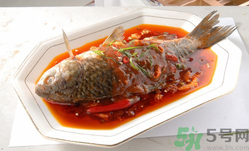 鯽魚(yú)死了一夜能吃嗎？鯽魚(yú)死了一天能吃嗎？