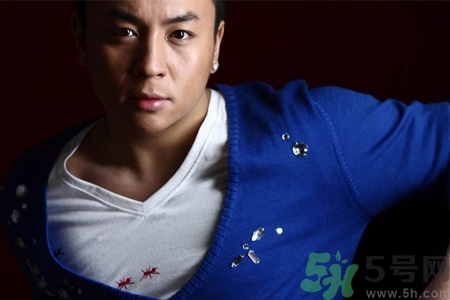 男生打耳洞有什么含義嗎？男生打耳洞有什么講究嗎？