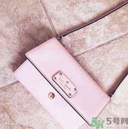 kate spade和mk哪個好？kate spade凱特絲蓓和mk哪個貴？