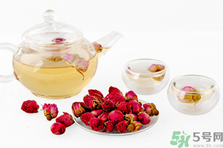 桂花茶和玫瑰花能一塊泡水喝嗎？桂花和玫瑰花一起喝有什么功效？