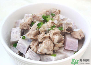 煮排骨用涼水還是熱水？燉排骨用熱水好還是涼水好？