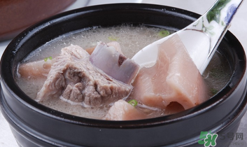 排骨湯燉多久最好？排骨湯燉怎么燉最好喝？
