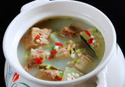 排骨可以和什么一起燉湯？排骨和什么一起燉好吃？