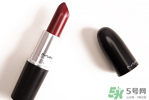 復古紅口紅適合什么人？復古紅適合什么膚色？