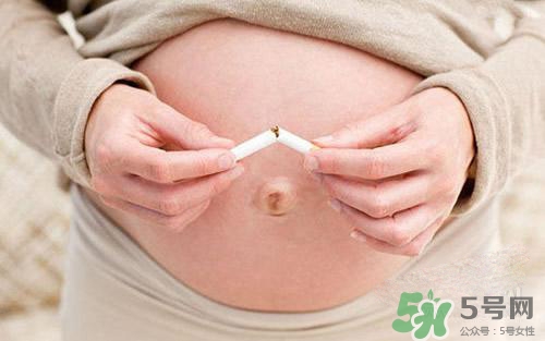 孕婦吸二手煙的危害？孕婦吸二手煙對(duì)寶寶的影響？