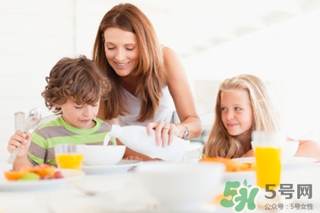 孩子只吃肉不吃菜怎么辦？孩子這樣吃肉才健康
