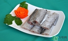 帶魚上的白色要去掉嗎？帶魚上的白色能吃嗎？