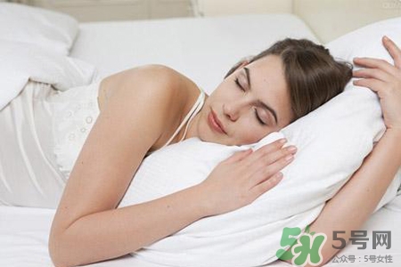 冬天怎么都睡不夠怎么回事？冬天睡眠不好要怎樣調理？