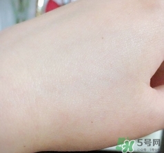 minon適合什么膚質？minon適合油皮敏感肌嗎？