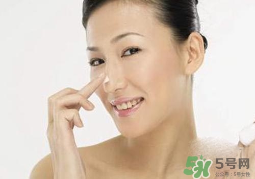 綿羊油可以搽臉嗎？綿羊油可不可以搽臉？