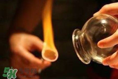 拔罐后皮膚發(fā)癢是怎么回事？拔罐后為什么皮膚會(huì)癢？