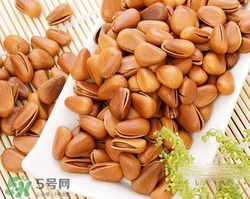 松子和核桃哪個營養價值更高？松子和核桃哪個更容易發胖？