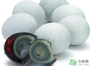 皮蛋會過期嗎？皮蛋過期了能吃嗎？