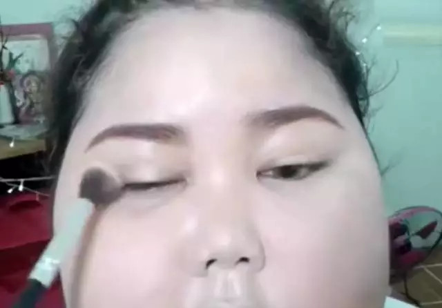 臉胖怎么化妝好看？臉大怎么化妝好看