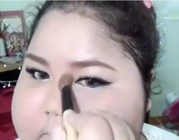 臉胖怎么化妝好看？臉大怎么化妝好看
